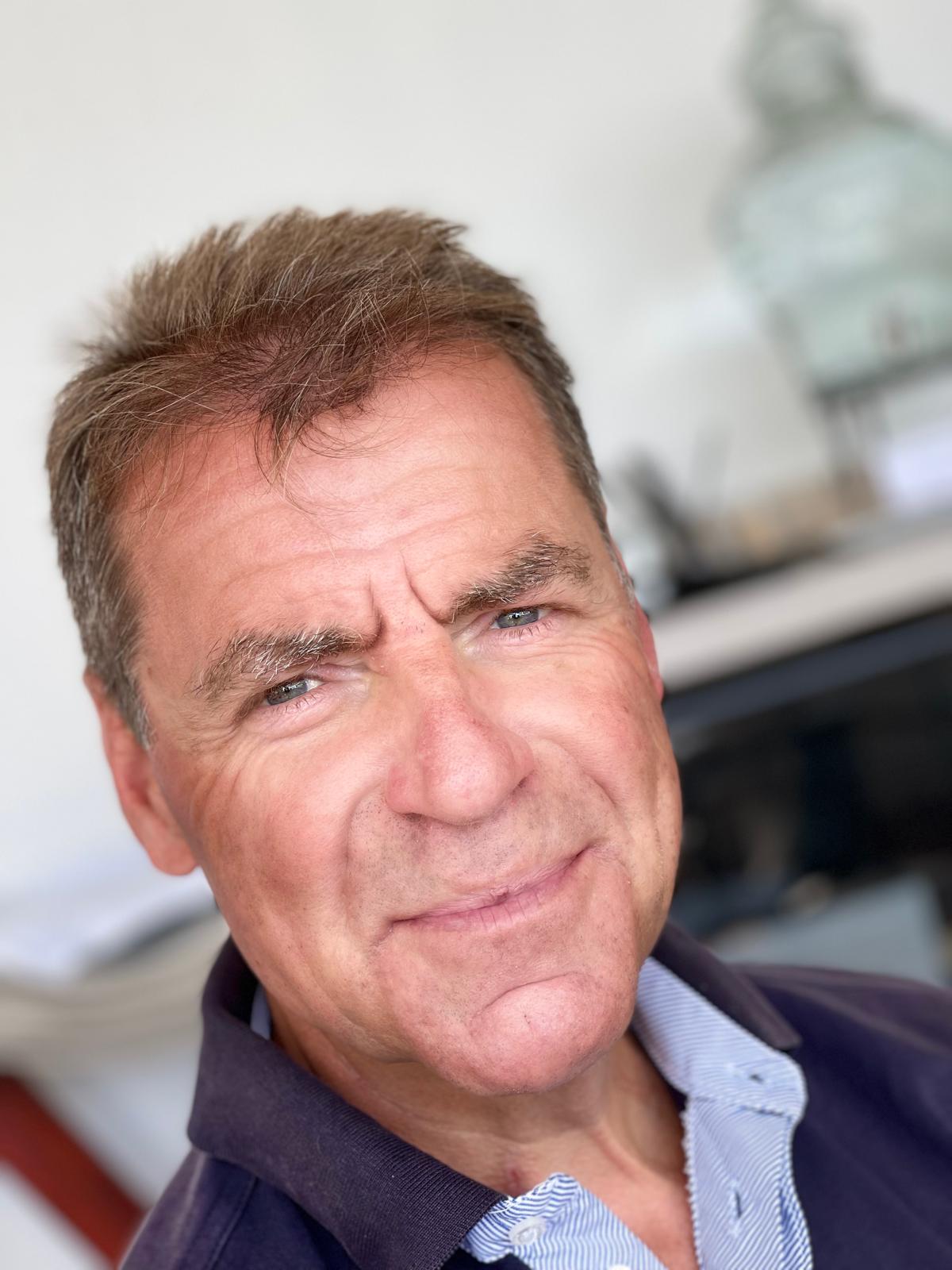 Portret van Wim Cox